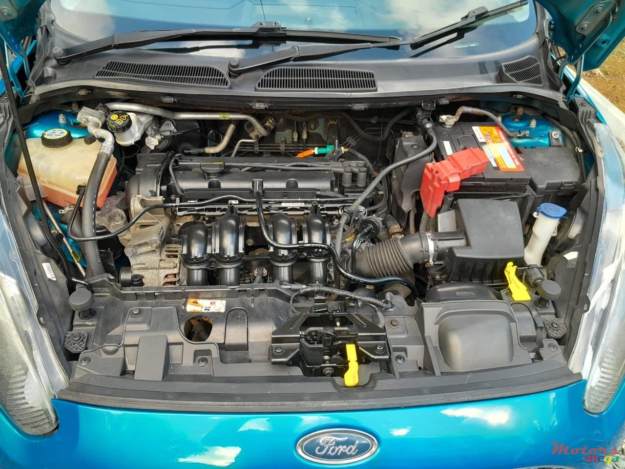 2013' Ford Fiesta photo #5