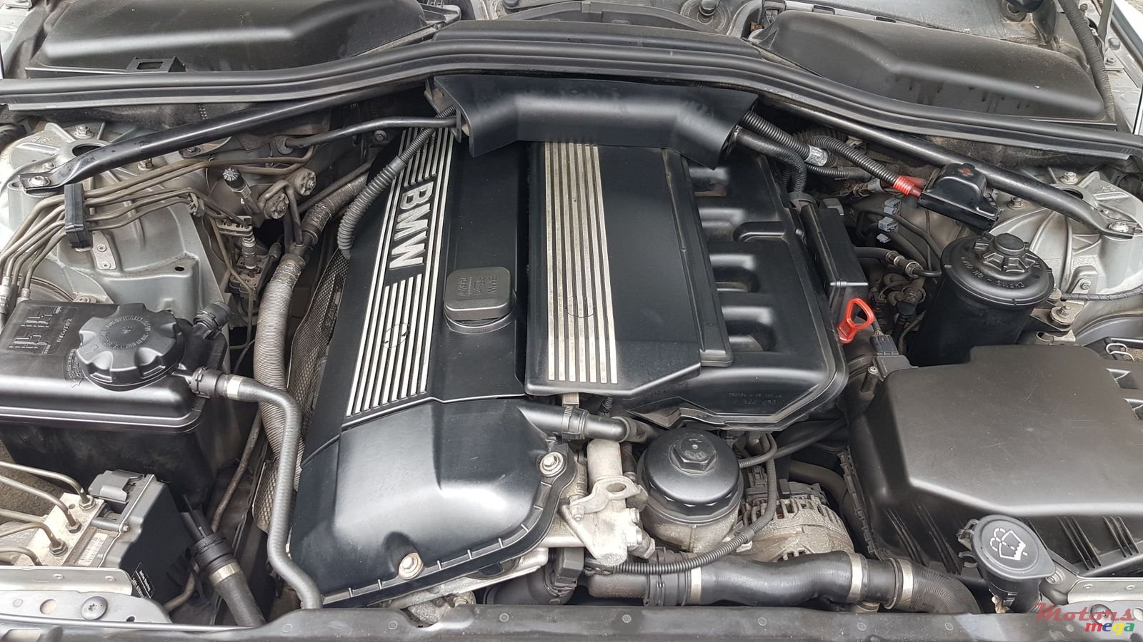 2005' BMW 520 photo #1