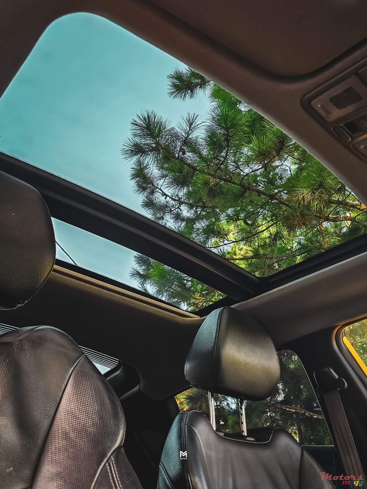 2013' Hyundai Veloster photo #6