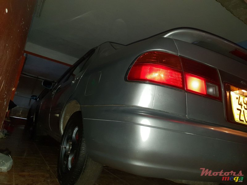 1997' Nissan Sunny photo #2