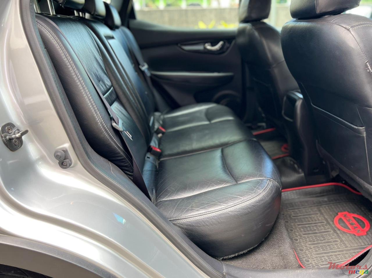 2015' Nissan photo #7