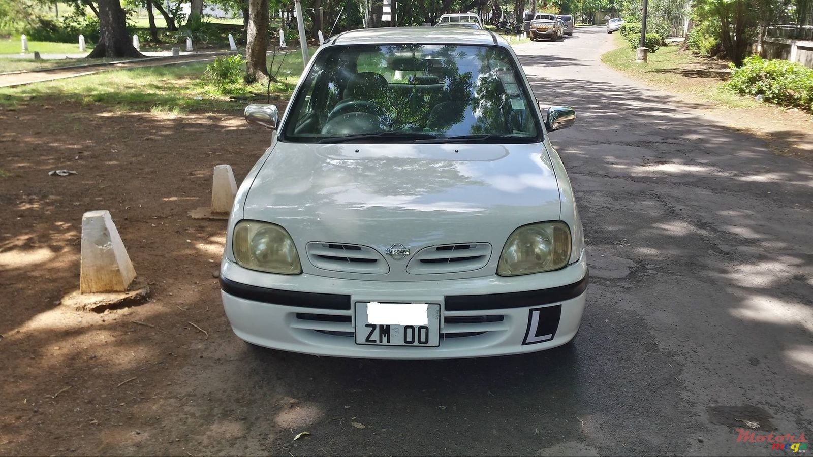 2000' Nissan March photo #1