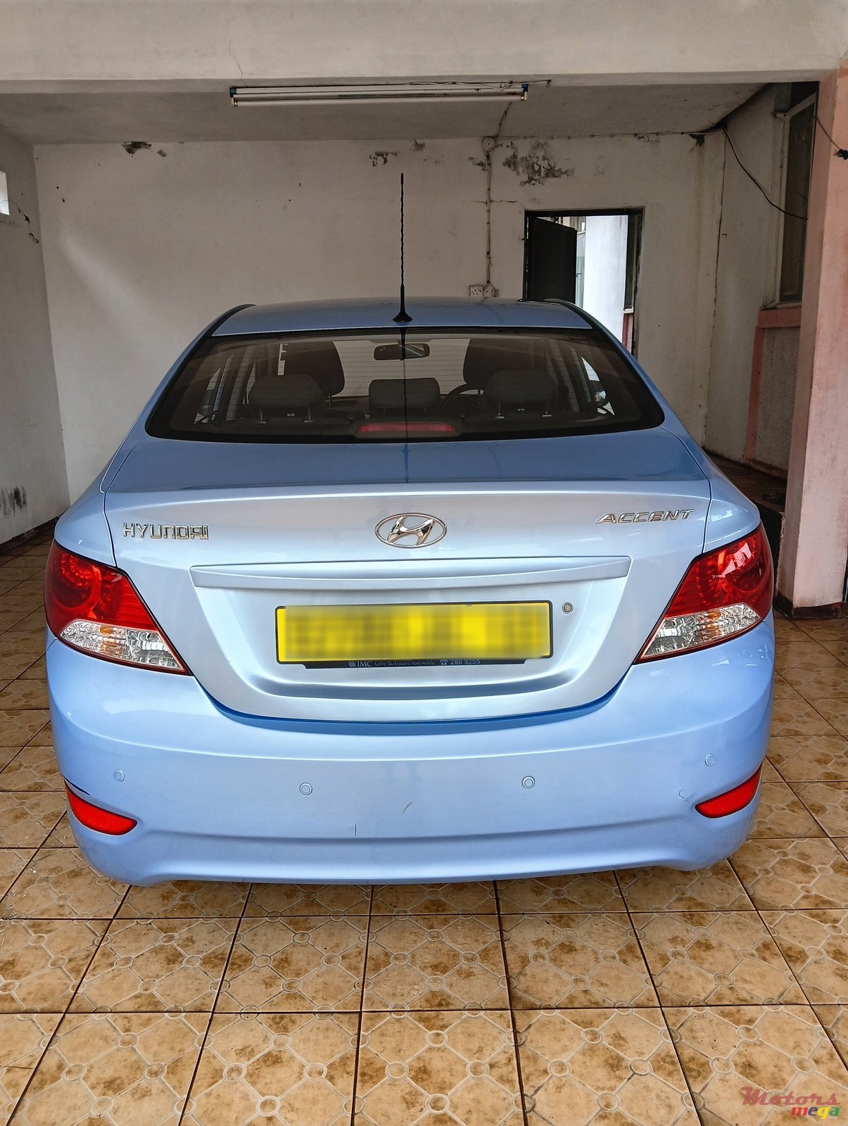 2012' Hyundai Accent photo #8