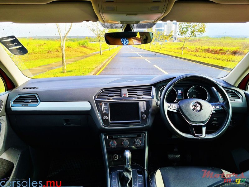 2017' Volkswagen Tiguan 1.4 TSI photo #6