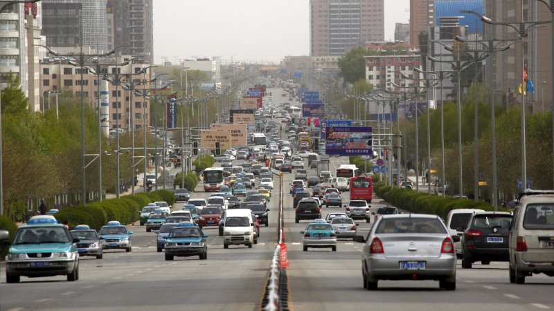 China bans autonomous vehicle tests, for now