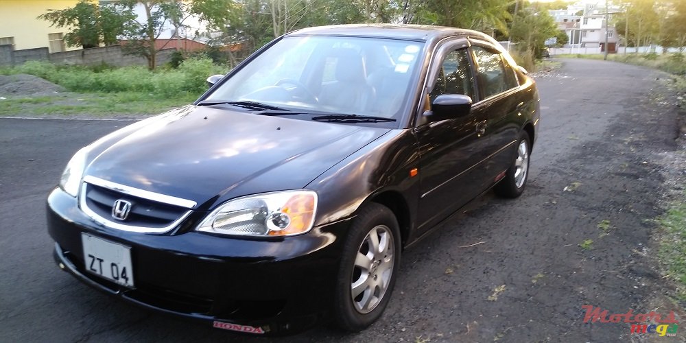 2004' Honda Civic VTI photo #2