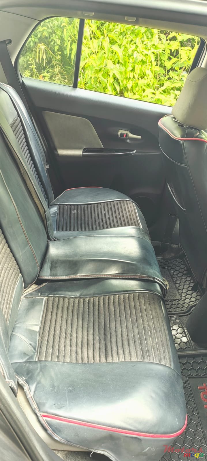 2008' Toyota Ist photo #6