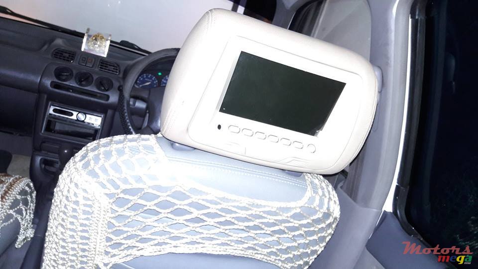 1999' Nissan March photo #3