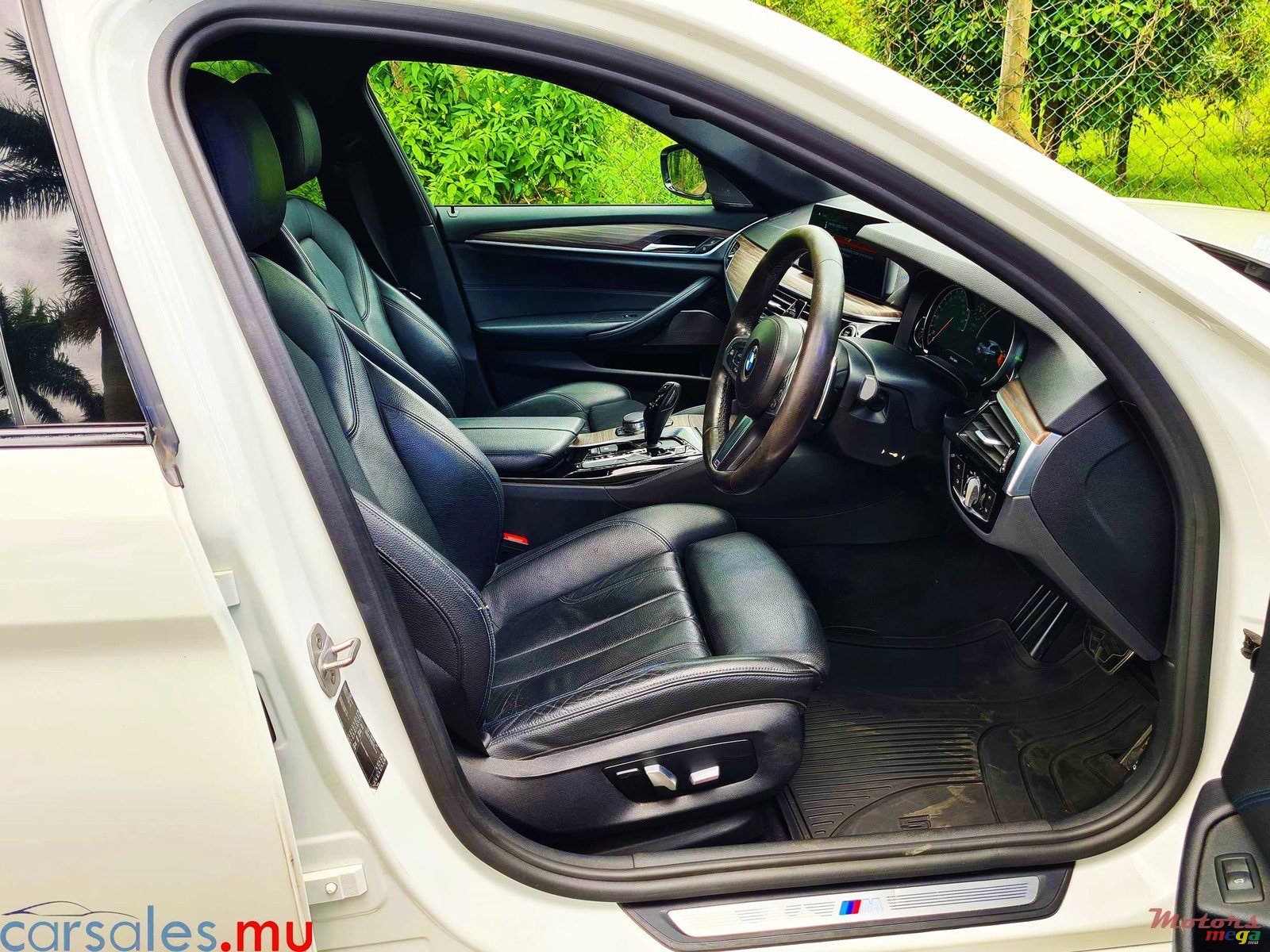 2017' BMW 530 i M Sport Package photo #5