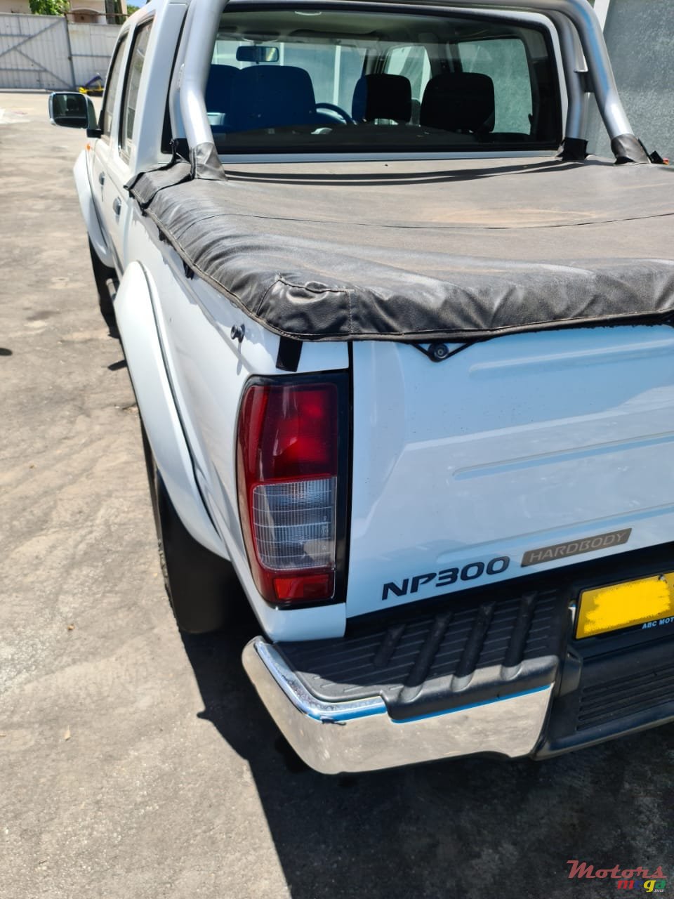 2018' Nissan NP300 photo #4