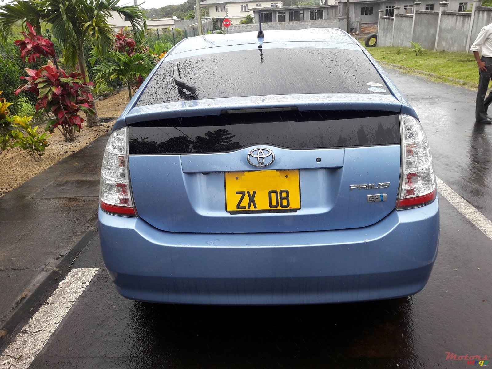 2008' Toyota Prius photo #4