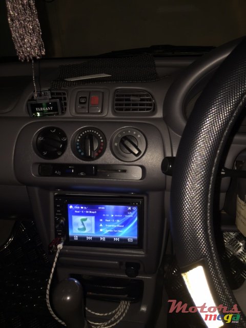 2000' Nissan March photo #6