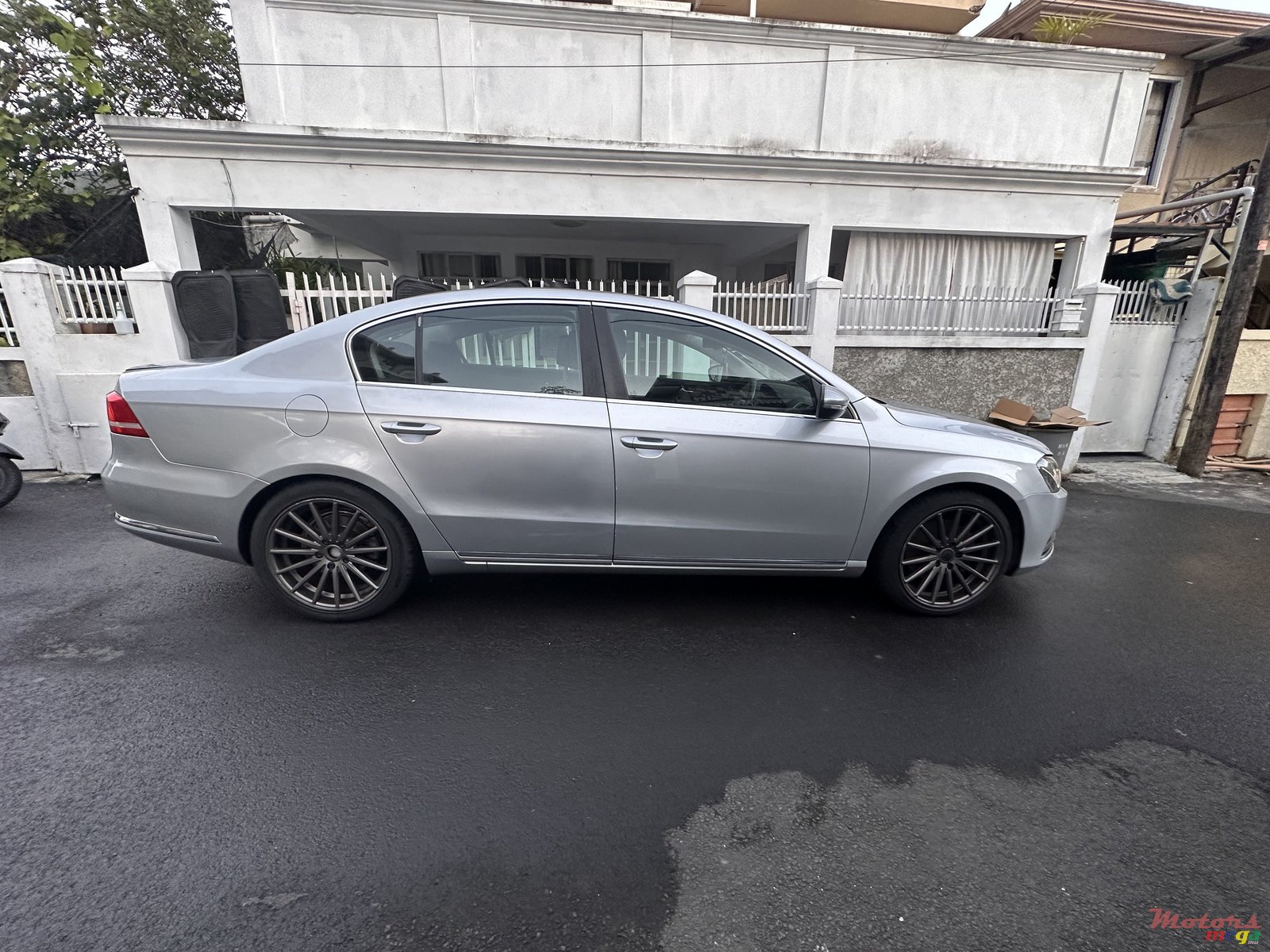 2012' Volkswagen Passat photo #7