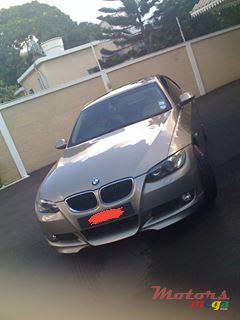 2007' BMW 3 Series Coupe photo #5