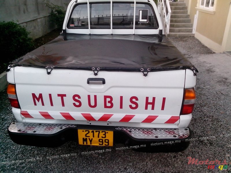 1999' Mitsubishi photo #2