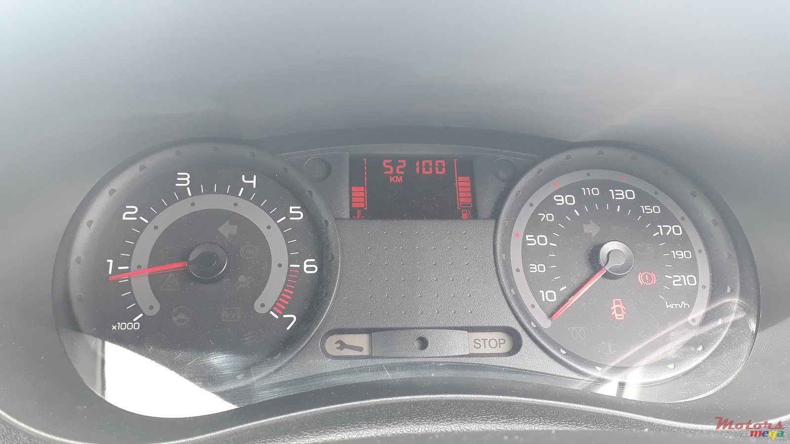 2007' Renault Clio photo #7