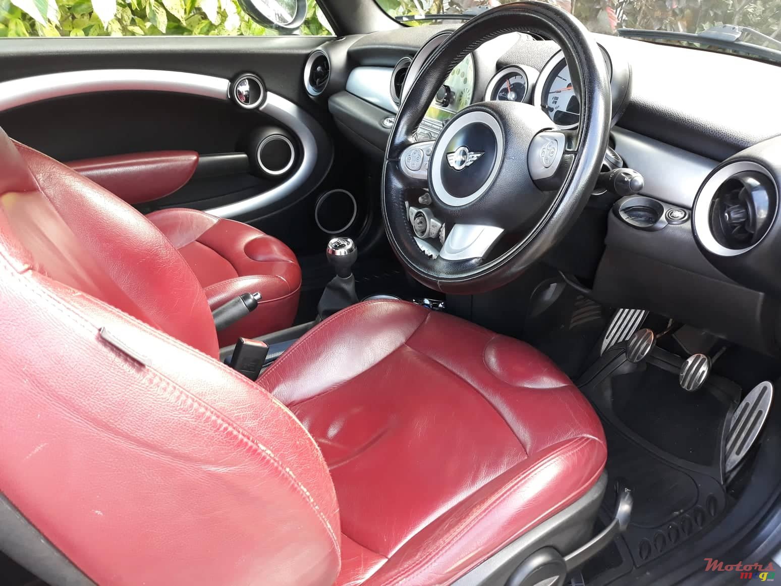 2009' MINI Cooper S covertible photo #3