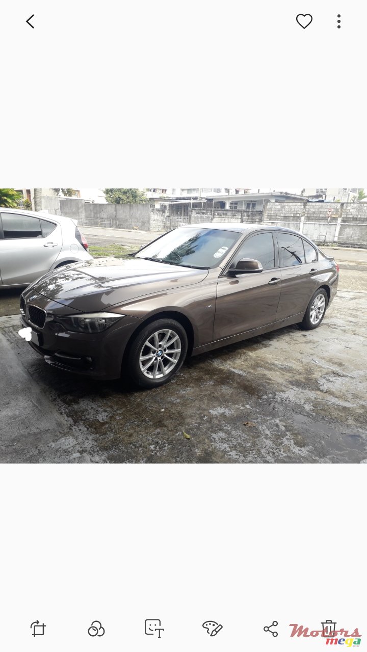 2013' BMW 3 Series photo #1