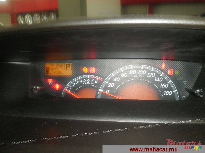 2010' Toyota Passo Sette 7 Seater photo #4