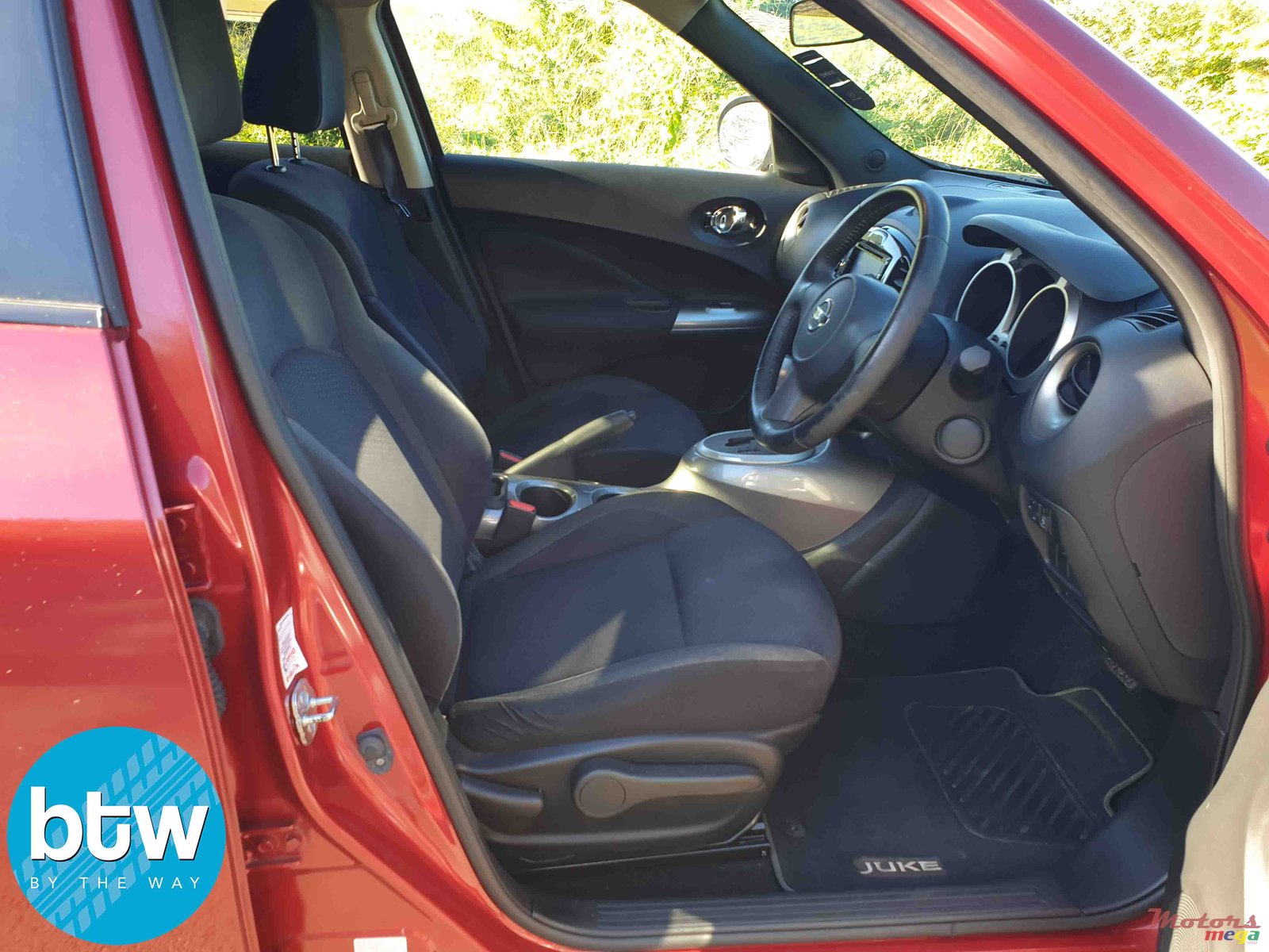 2014' Nissan Juke photo #6