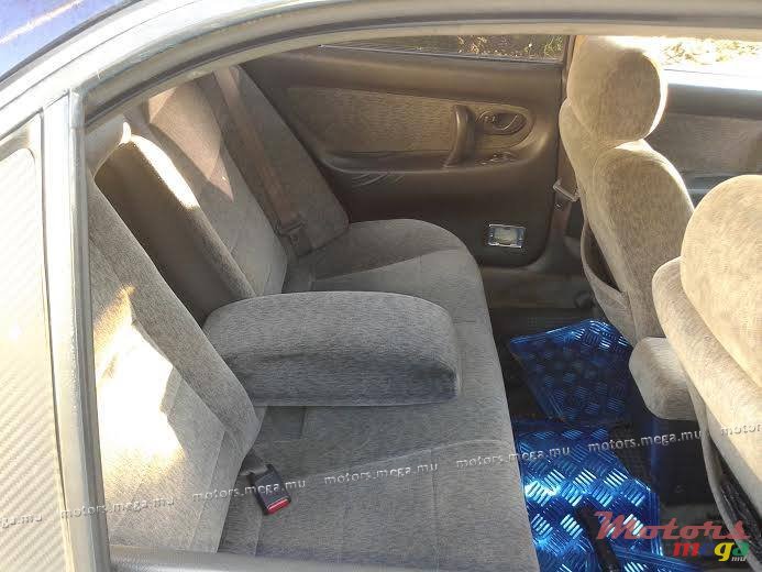 1993' Mitsubishi Galant photo #6