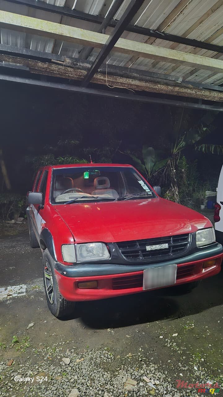 2000' Isuzu KB Series photo #2