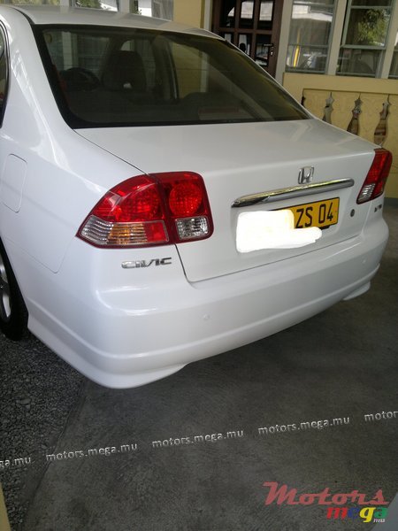 2004' Honda Civic VTI photo #3