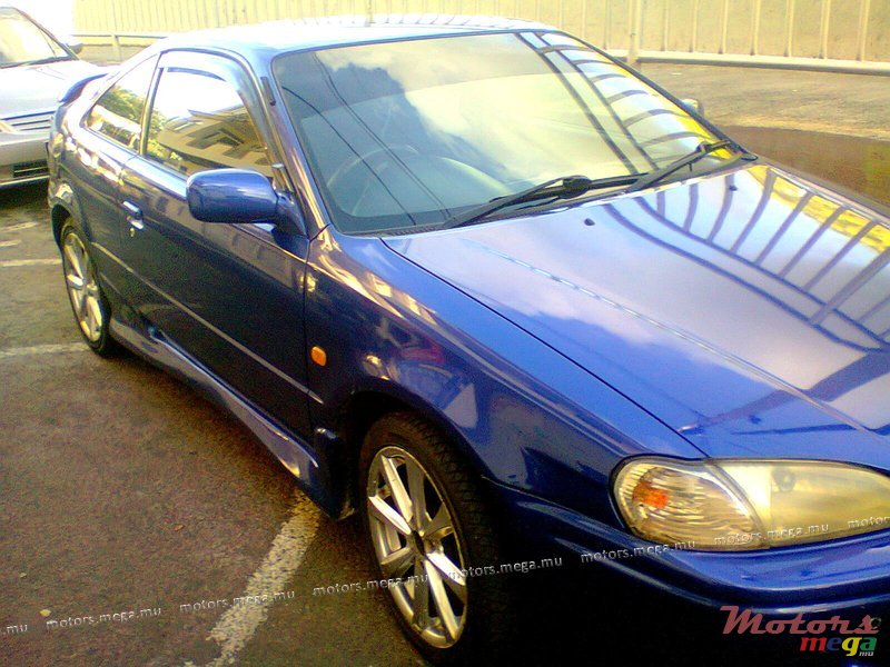 1999' Toyota photo #3