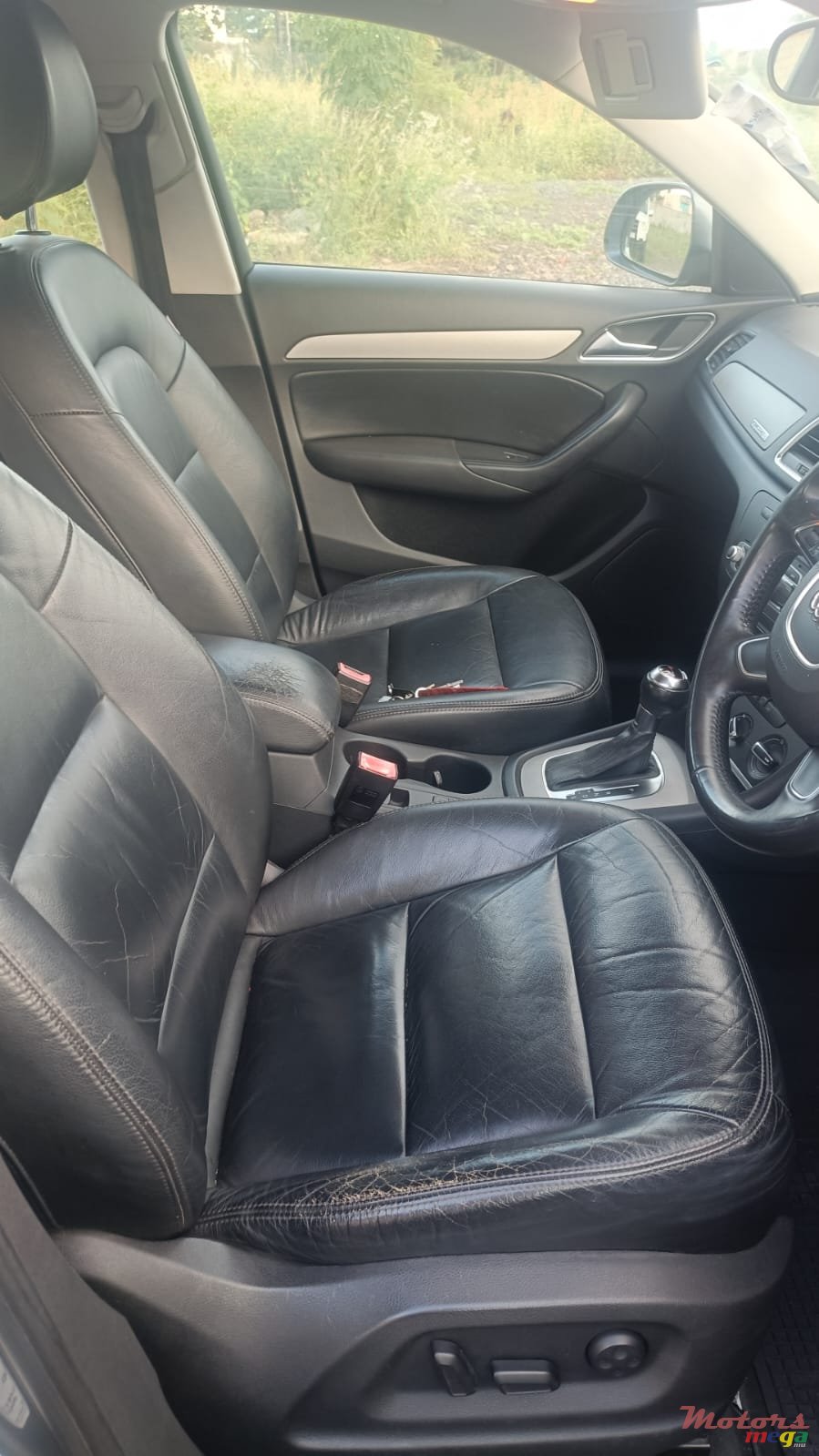 2013' Audi Q3 photo #6