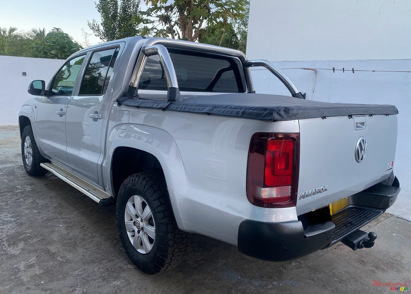 2016' Volkswagen Amarok TDI 4motion photo #4