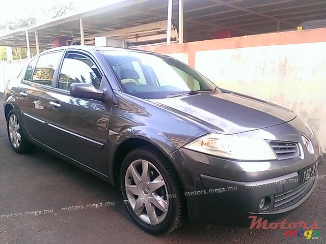 2008' Renault Megane megane 2 lux privilege photo #1