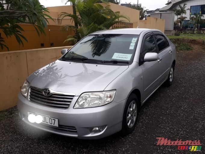 2007' Toyota Corolla photo #2