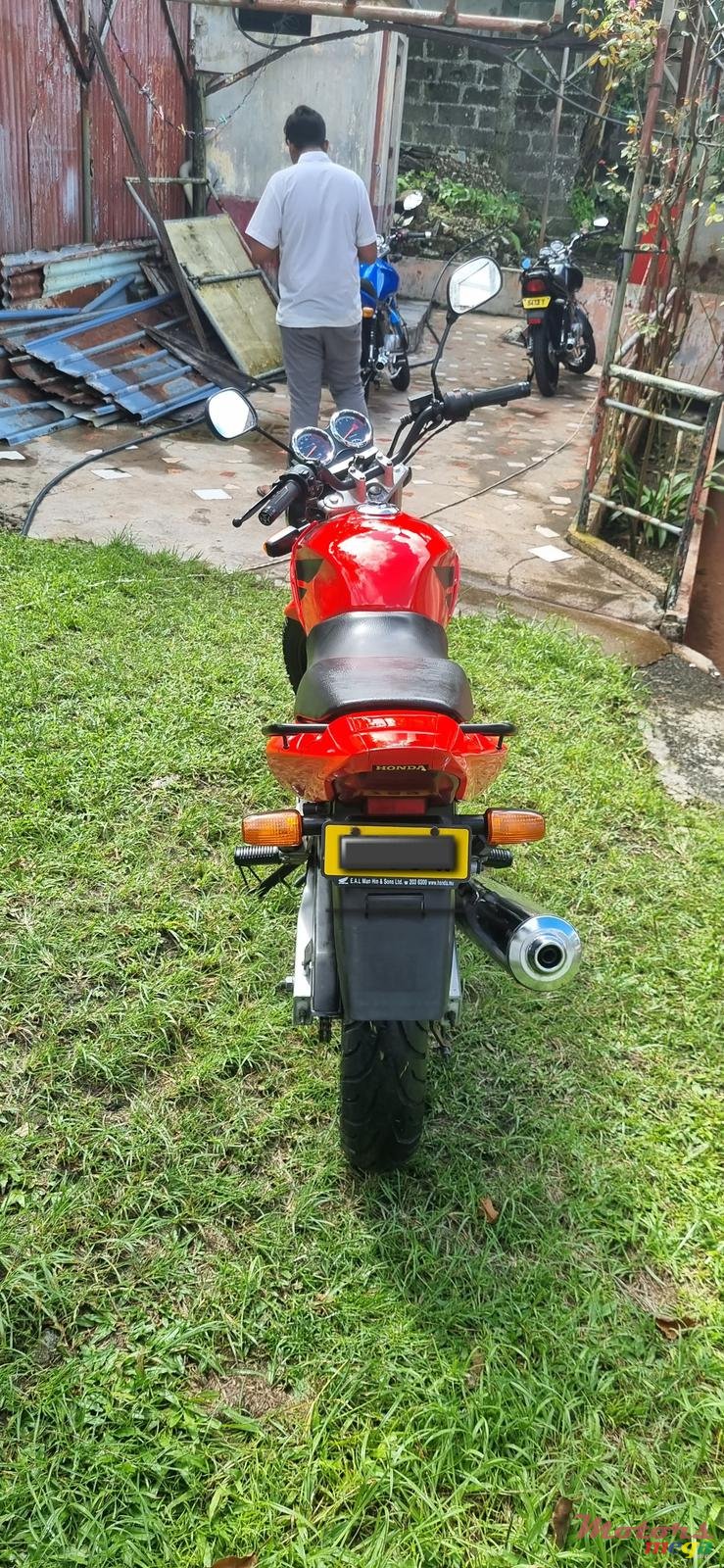 2011' Honda CBX 250 TWISTER photo #2