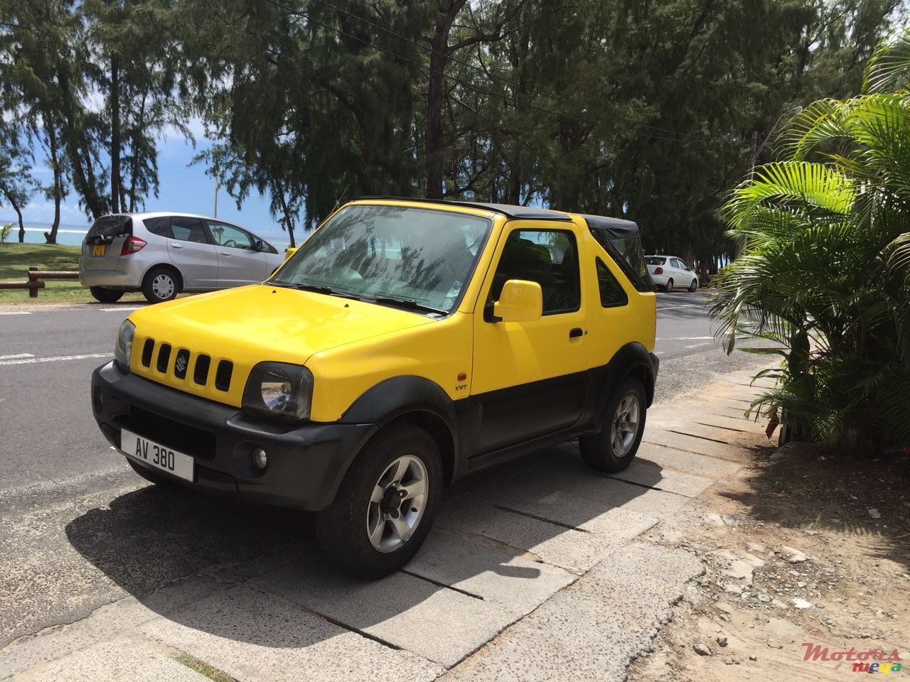 2006' Suzuki Jimny photo #1