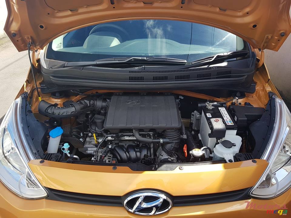 2017' Hyundai Grand i10 photo #3