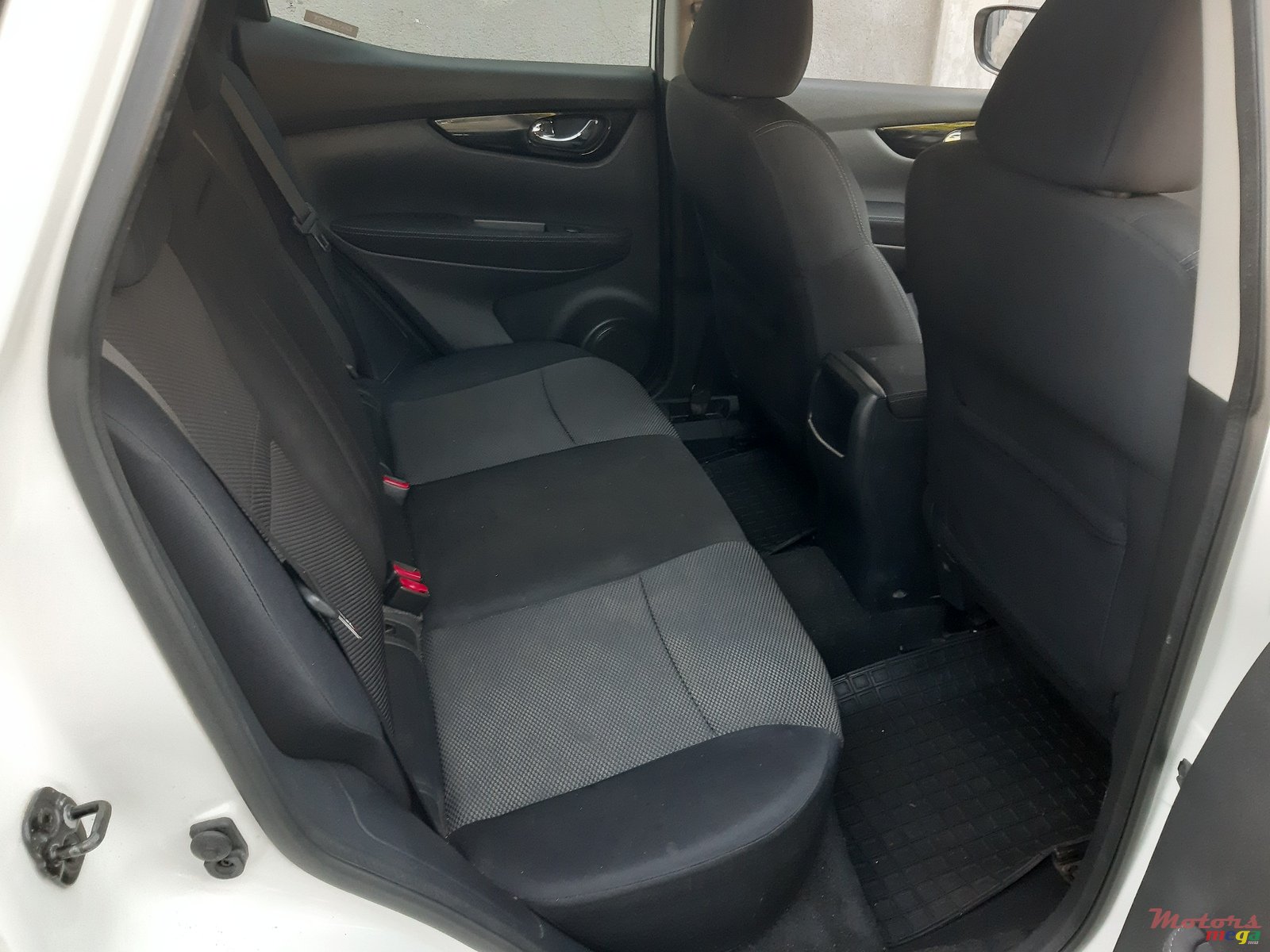 2015' Nissan Qashqai Acenta photo #5