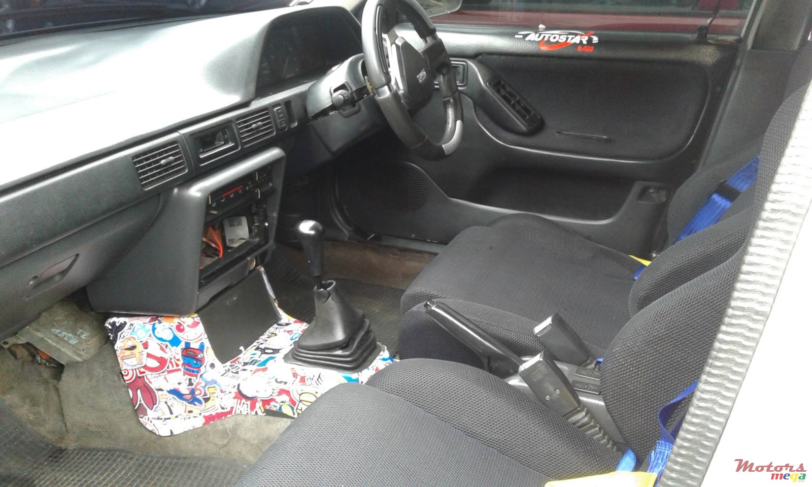 1990' Mazda 323 photo #6