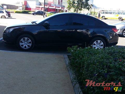 2012' Chevrolet Cruze photo #1