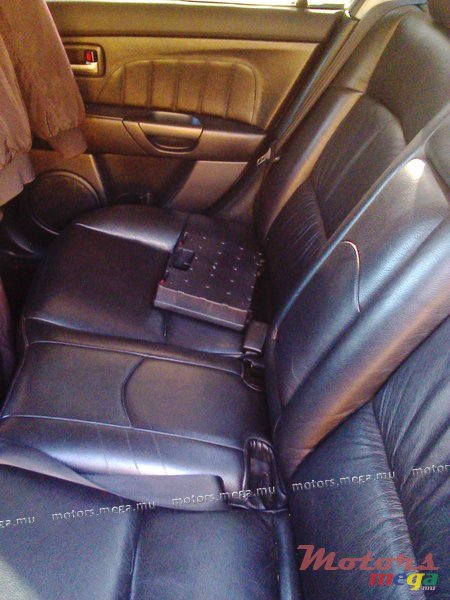 2005' Mazda 3 photo #3