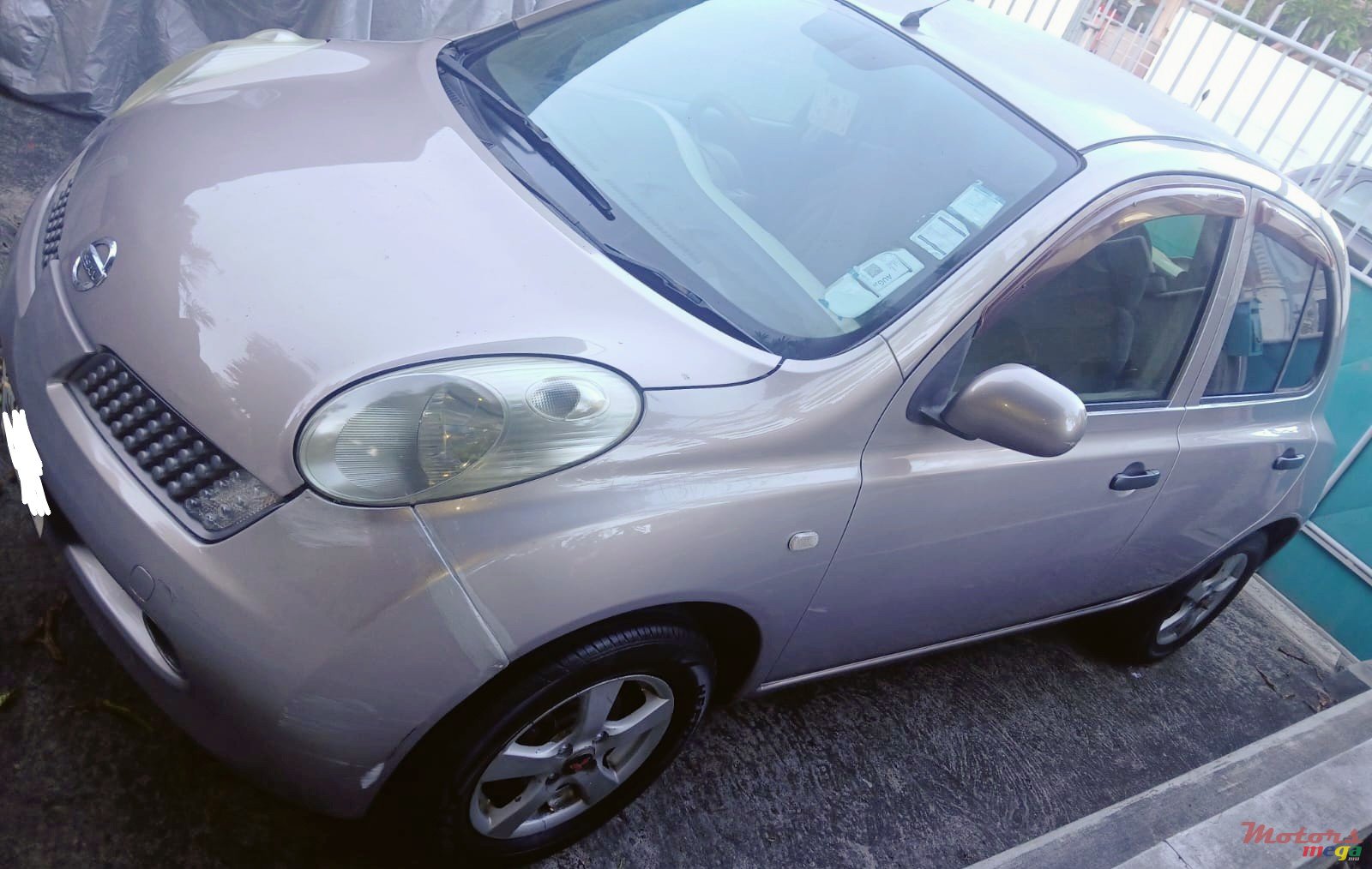 2005' Nissan photo #5