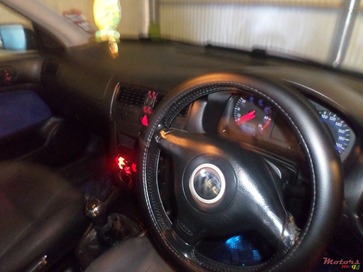 2001' Volkswagen Bora Reconditioned photo #5