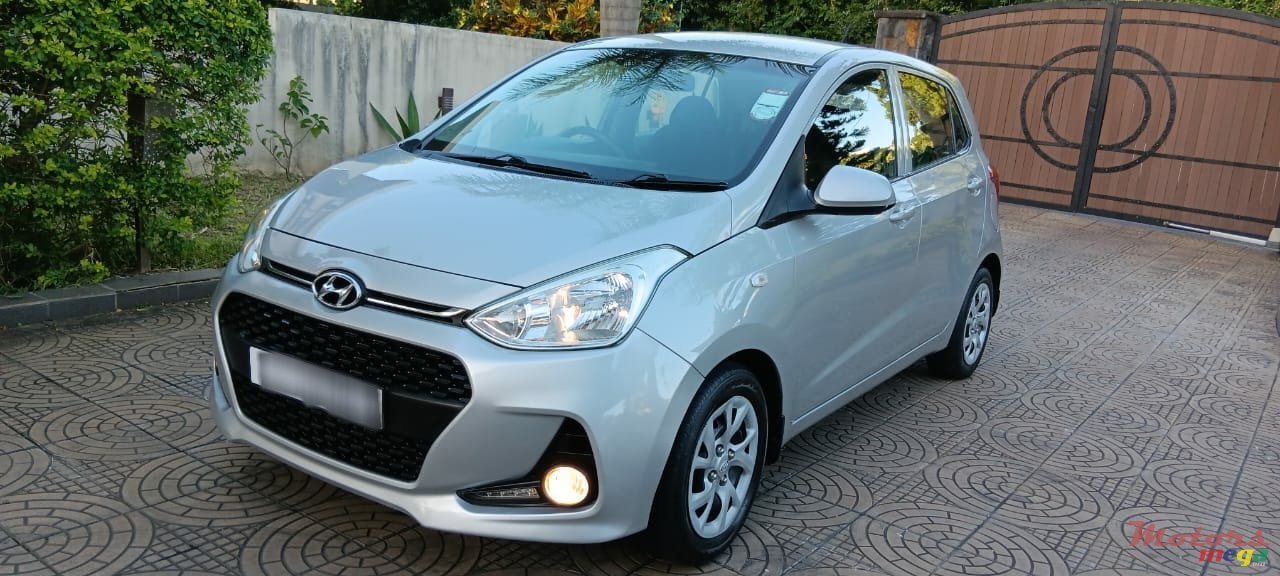 2018' Hyundai i10 photo #2