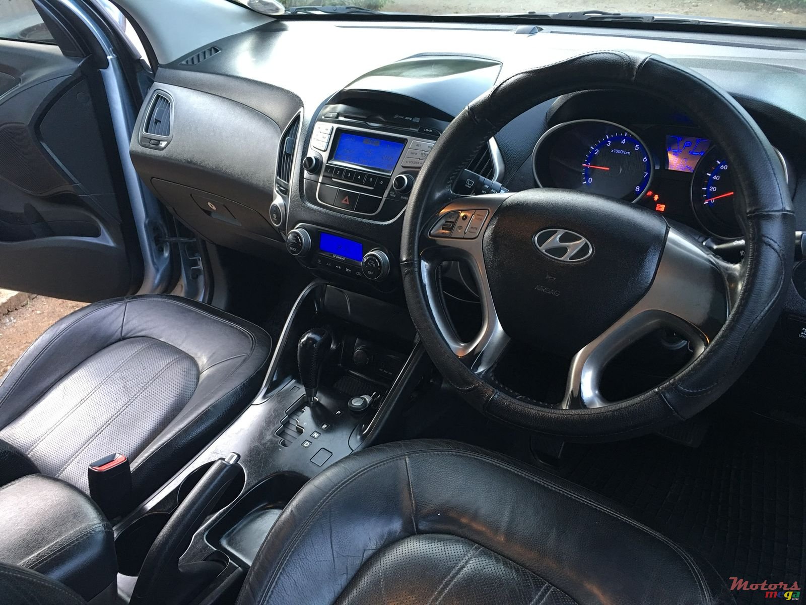 2010' Hyundai ix35 photo #4