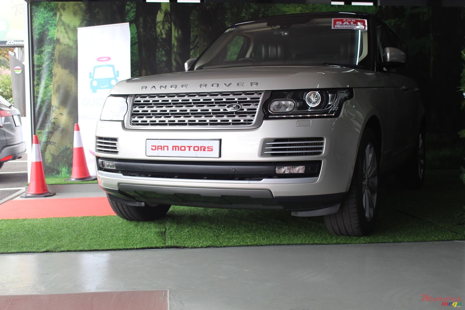 2013' Rover Range Rover photo #1