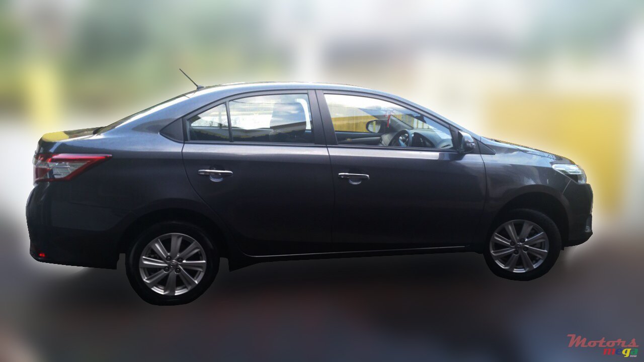 2017' Toyota Yaris Under Warranty from Toyota photo #4