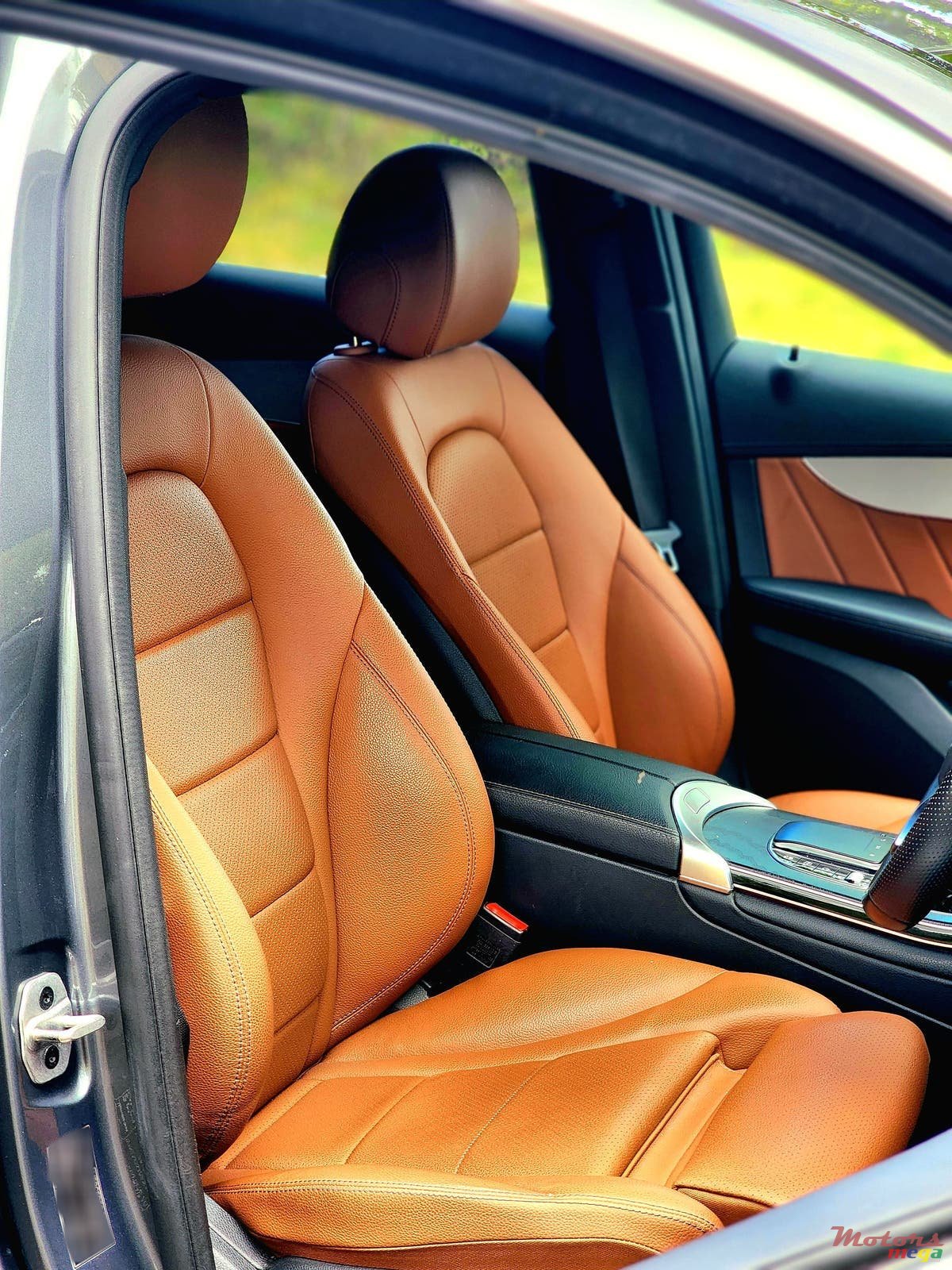 2023' Mercedes-Benz GLC 300 Coupe AMG PACK Plug in Hybrid photo #6