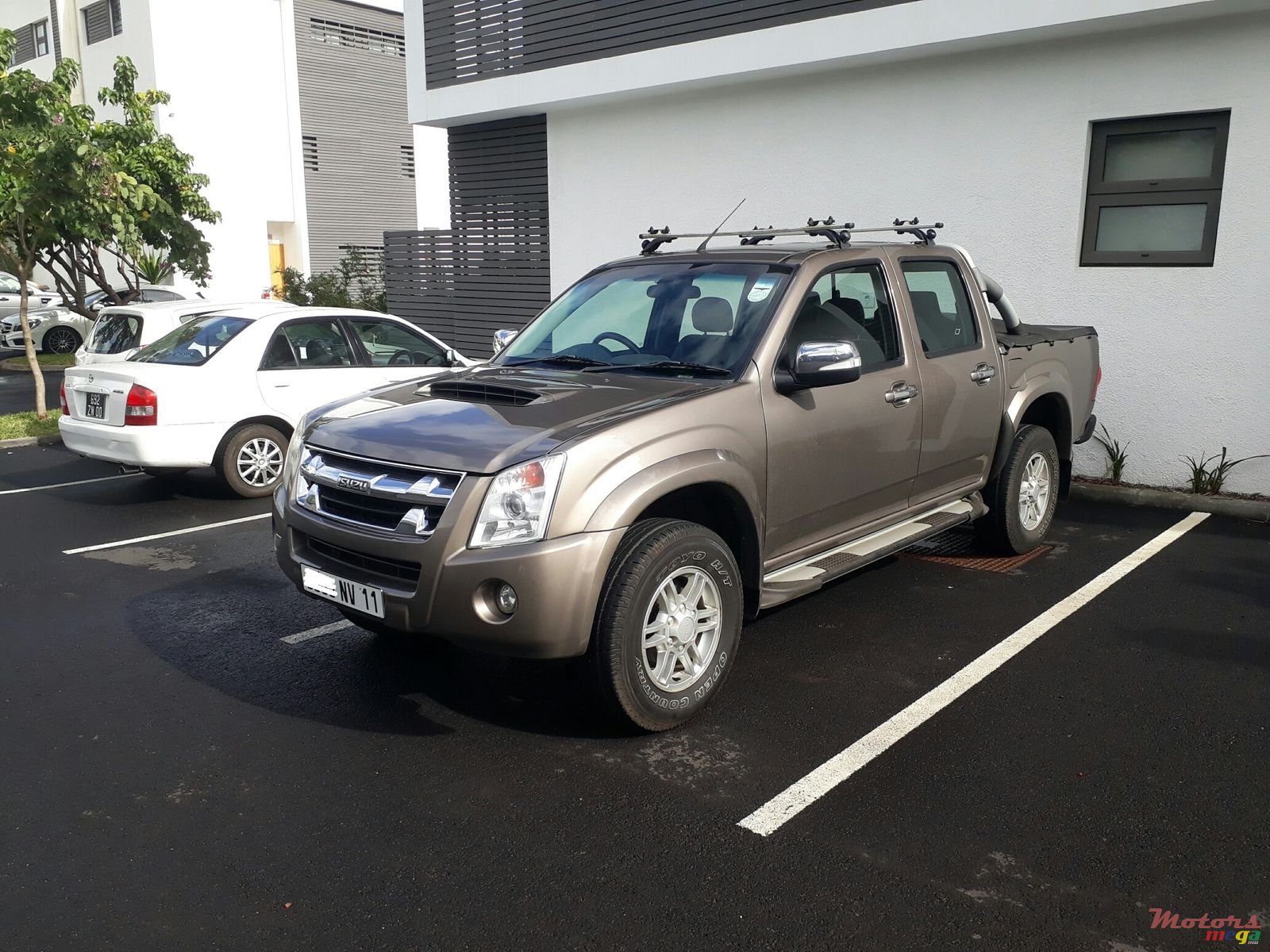 2011' Isuzu KB Series photo #1