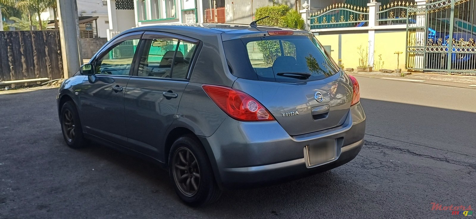 2006' Nissan Tiida photo #3