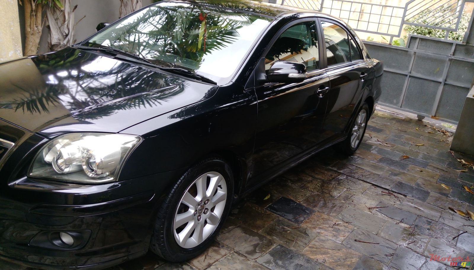 2007' Toyota Avensis photo #5