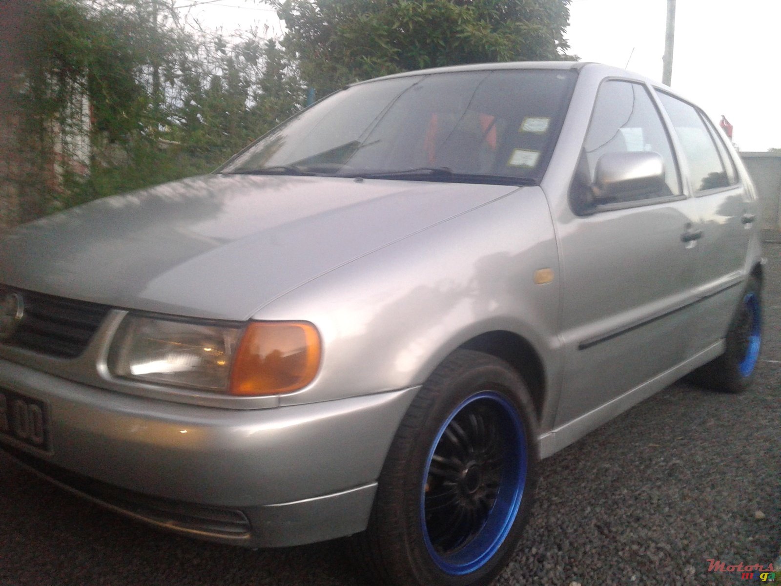 2000' Volkswagen Polo photo #1